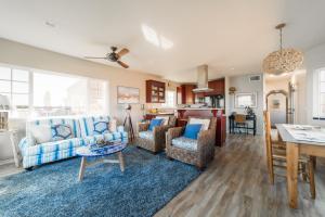 Photo #4 of Bayfront Dream - Bay Views, Rooftop Patio, & Garage! in San Diego, CA