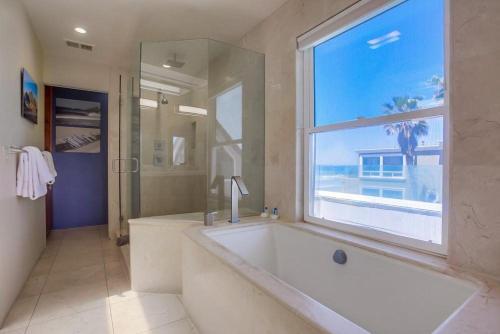 Photo #3 of Beachside 2 in San Diego, CA