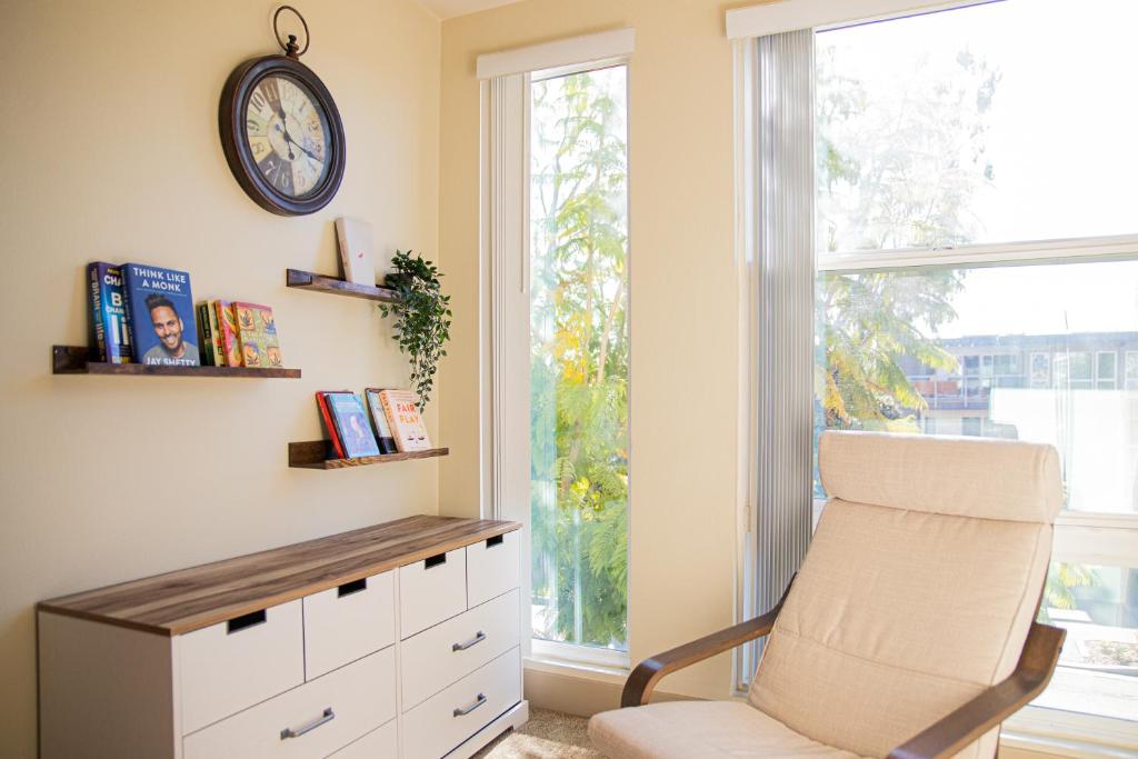Photo #1 of Luxurious Apartment With The Marina View in Marina del Rey, CA