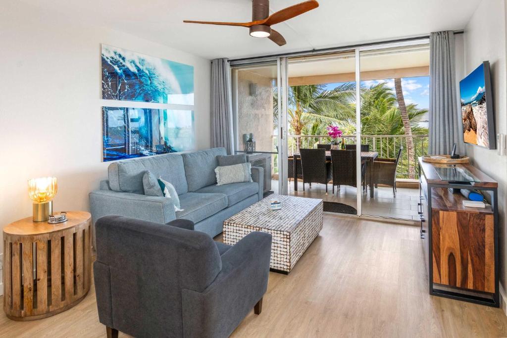 Photo #1 of Oceanfront Modern & Elegant Vistas in Kihei, HI