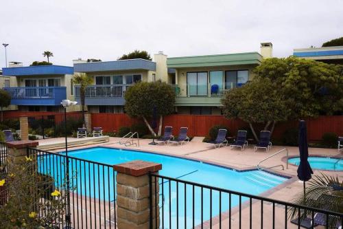 Photo #2 of SeaView, Pool, HotTub, W/D, Bikes, Gated Community in Port Hueneme, CA