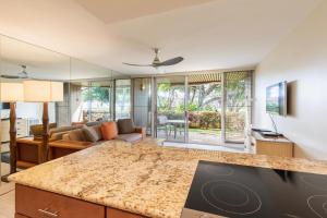 Photo #5 of Hale Kai 111 in Lahaina, HI