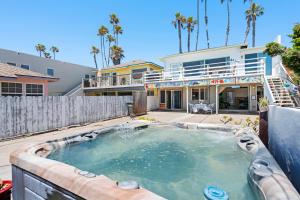Photo #4 of BEACHFRONT COTTAGE LOWER UNIT in Oceanside, CA