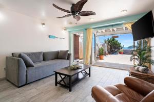 Photo #6 of BEACHFRONT COTTAGE LOWER UNIT in Oceanside, CA