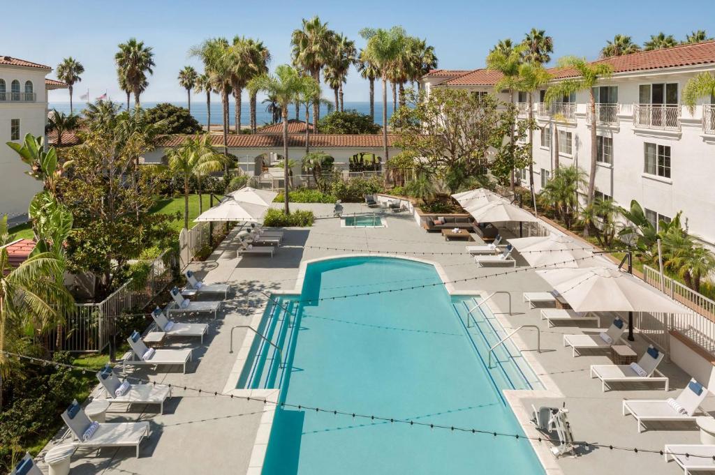 Photo #1 of Hilton Garden Inn Carlsbad Beach in Carlsbad, CA