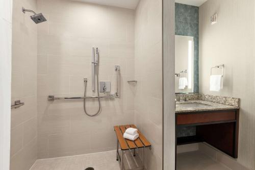 Photo #3 of Hilton Garden Inn Carlsbad Beach in Carlsbad, CA