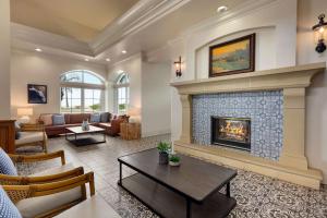 Photo #6 of Hilton Garden Inn Carlsbad Beach in Carlsbad, CA
