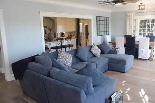 Photo #2 of OCEAN Front Bluff Park Villa W HOT TUB in Huntington Beach, CA