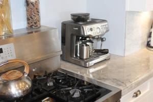 Photo #6 of OCEAN Front Bluff Park Villa W HOT TUB in Huntington Beach, CA