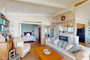Photo #4 of Oceanfront Dream in Cayucos, CA
