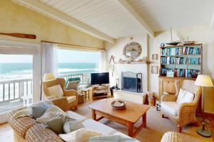 Photo #5 of Oceanfront Dream in Cayucos, CA