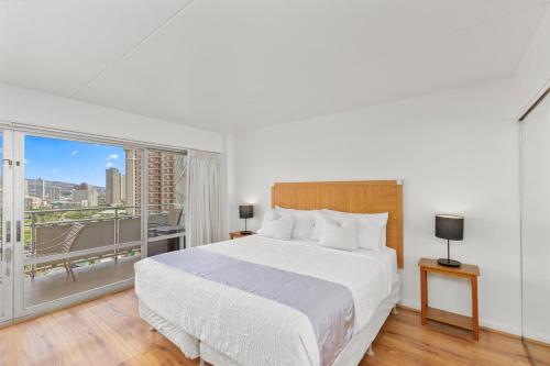 Photo #2 of Ilikai Condo Close to Beach - City View in Honolulu, HI