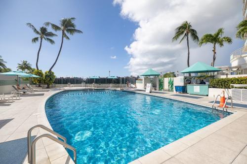 Photo #3 of Ilikai Condo Close to Beach - City View in Honolulu, HI