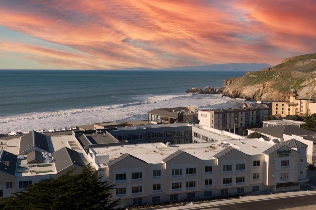 Photo #1 of Fairfield by Marriott Inn & Suites San Francisco Pacifica in Pacifica, CA