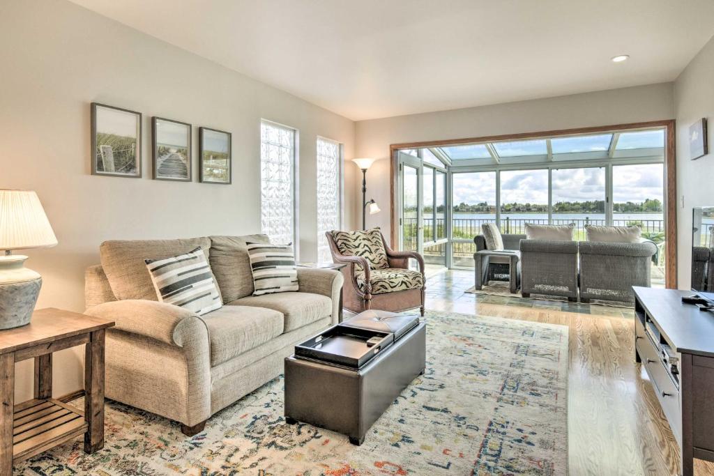 Photo #1 of Ideally Located San Francisco Bay Home with Sunroom! in Alameda, CA