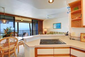 Photo #5 of KIHEI BEACH, #407 condo in Kihei, HI