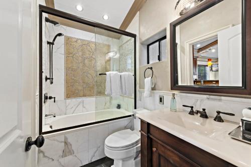 Photo #3 of Villa Palazzo D'Stella at the Retreat in Laguna Beach, CA