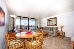 Photo #5 of Kaanapali Shores - 943 in Lahaina, HI