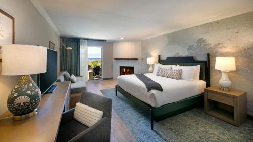Photo #2 of Fireside Inn on Moonstone Beach in Cambria, CA