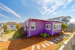 Photo #6 of Driftwood Cottage in Eureka, CA