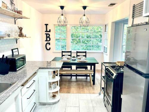 Photo #3 of Beautiful Bright Condo Steps Away from the Beach in Long Beach, CA