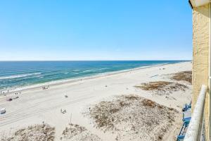 Photo #5 of Summer Beachfront Oasis- Prime Penthouse Location! in Orange Beach, AL