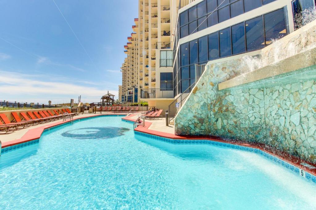 Photo of Phoenix Vacation Rentals in Orange Beach, AL