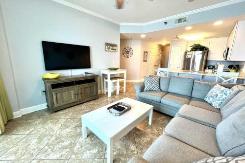 Photo #2 of Lighthouse 1017 Condo in Gulf Shores, AL