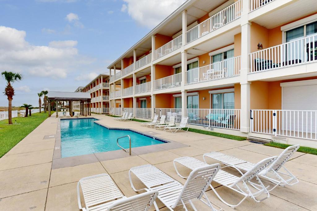 Photo of Dauphin Island Beach Club 201B in Dauphin Island, AL