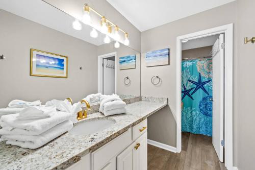 Photo #3 of Phoenix VII 71113 by ALBVR - Beautiful Beachfront Condo with Amazing Views & Amenities! in Orange Beach, AL