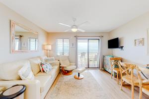 Photo #6 of Plantation East #2303 in Gulf Shores, AL