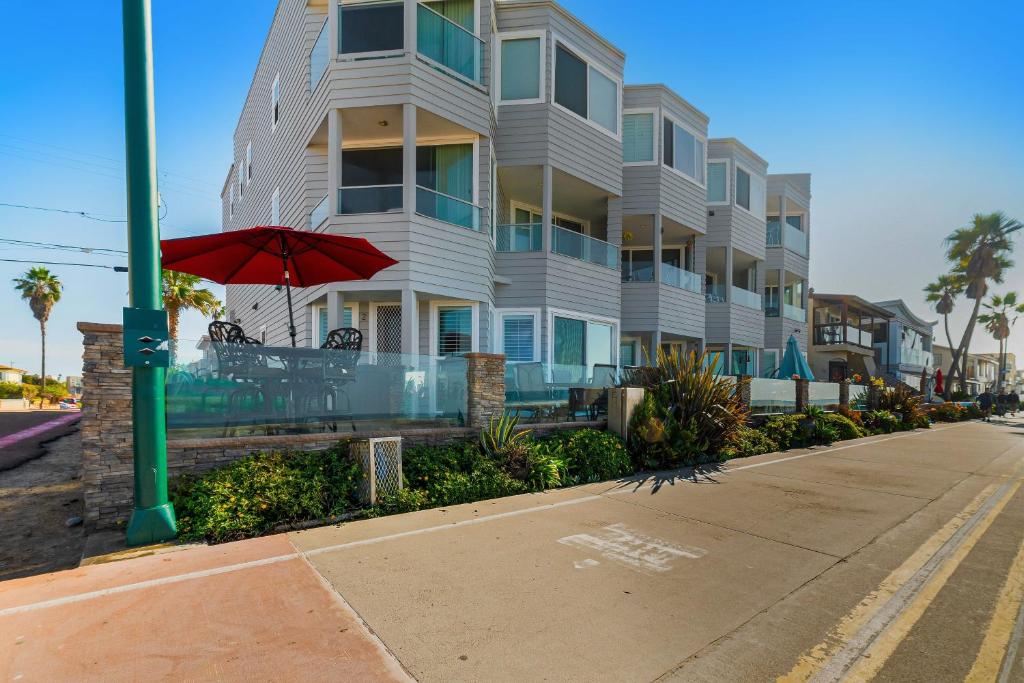 Photo #1 of Santa Barbara Getaway in San Diego, CA