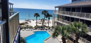 Photo #4 of Sandpiper 7-C ON the BEACH- Smart TVs in Gulf Shores, AL