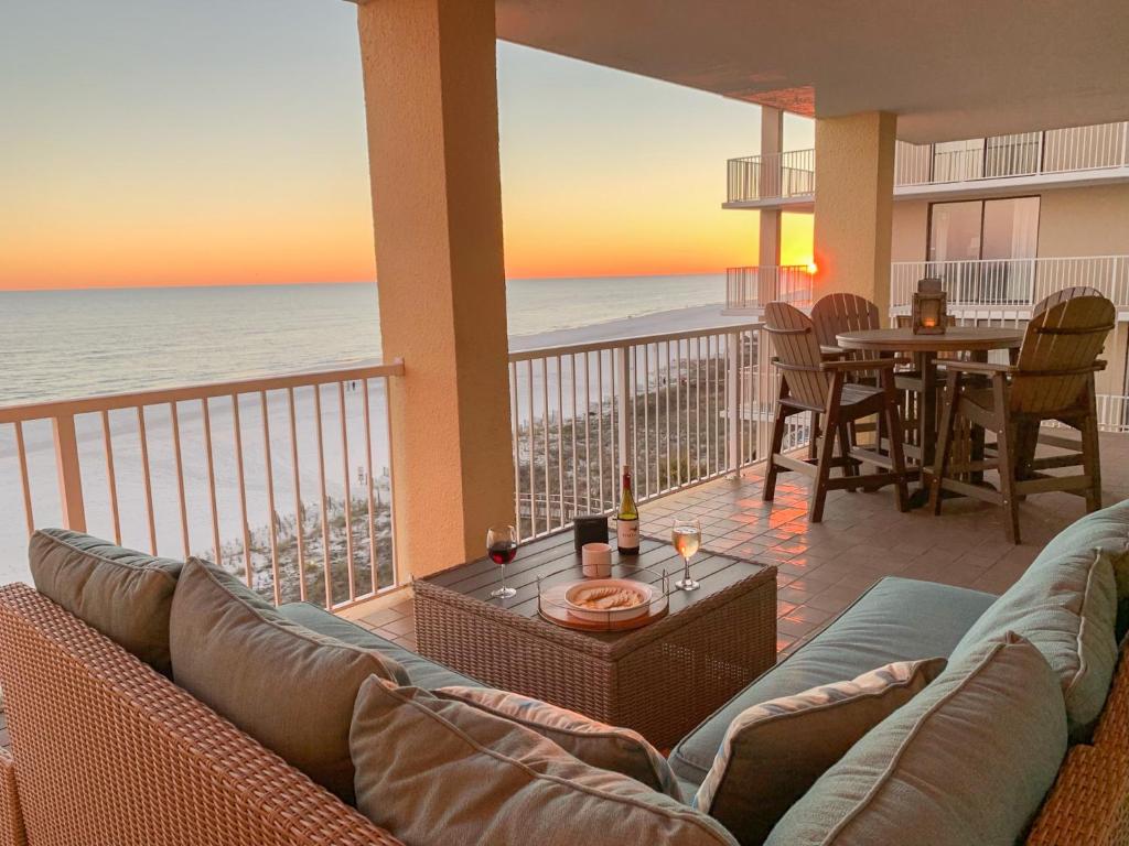 Photo #1 of Summer House 606B by ALBVR - Gorgeous Corner Condo with Wrap Around Balcony! in Orange Beach, AL