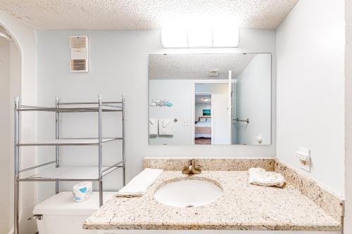 Photo #3 of Buena Vista 405 in Gulf Shores, AL