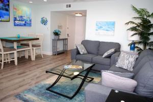 Photo #4 of 207A Fresh, Renovated and Steps from the Beach in Oceanside, CA