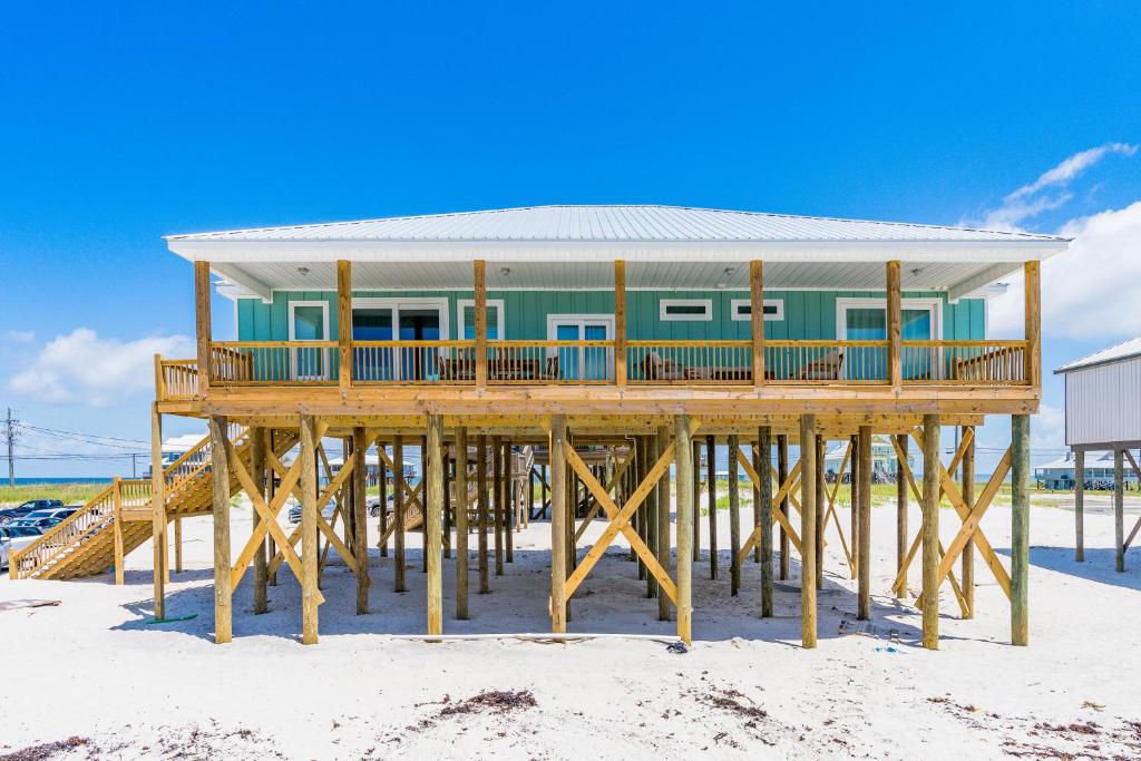 Photo #1 of On Deck in Dauphin Island, AL