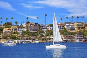 Photo #5 of 5609 East Seaside Walk in Long Beach, CA
