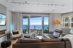 Photo #6 of Sea Gem Beachfront Condo in famous Windansea in San Diego, CA