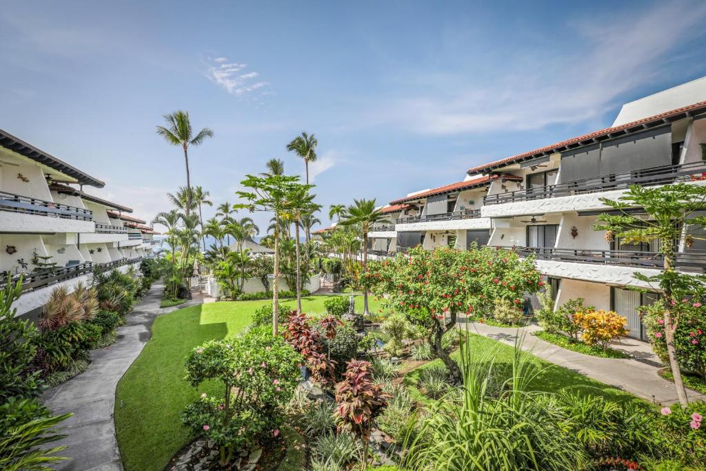 Photo #1 of Lea Casa at Casa de Emdeko in Kailua Kona, HI