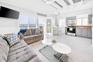 Photo #4 of Stunning Ocean Views - Recently Renovated Home & Warm Sunsets in San Diego, CA