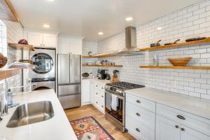 Photo #4 of 3 Blocks to Beach San Clemente Escape with Patio! in San Clemente, CA