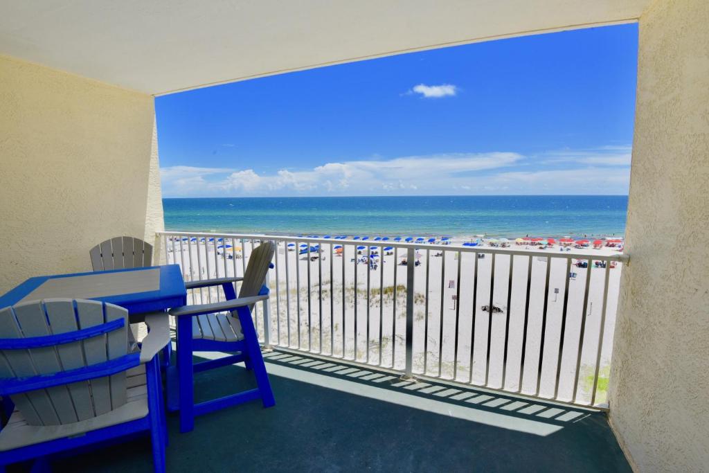 Photo #1 of Clearwater 4C in Gulf Shores, AL
