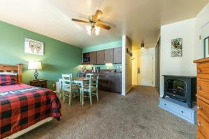 Photo #6 of Cozy Studio w/Partial Lake view #224 at Donner Lake Village in Truckee, CA