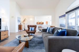 Photo #5 of Sunset Serenity On The Cliffs! in San Diego, CA