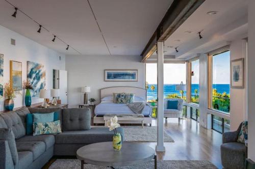 Photo #2 of Oceanfront Studio in Heart of La Jolla Cove in San Diego, CA