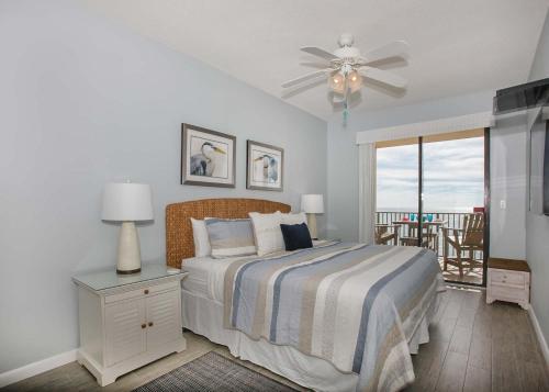 Photo #2 of Phoenix V 1404 in Orange Beach, AL