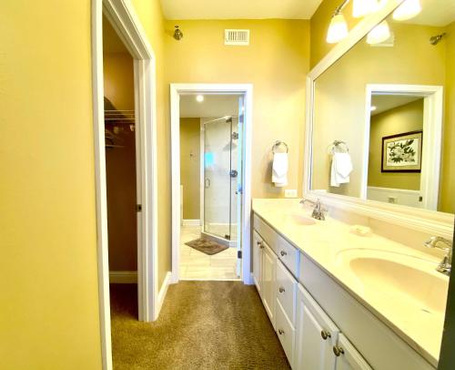 Photo #3 of Lighthouse 1405 by ALBVR - Floor to ceiling sliding glass doors - 2BR plus kid's bunk room in Gulf Shores, AL