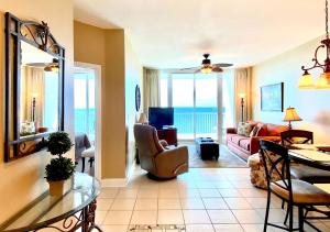 Photo #5 of Lighthouse 1405 by ALBVR - Floor to ceiling sliding glass doors - 2BR plus kid's bunk room in Gulf Shores, AL