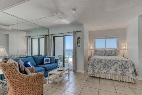 Photo #2 of Royal Gulf Beach & Racquet Club 5802 condo in Gulf Shores, AL